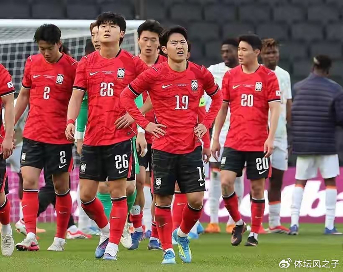 韩媒：我们已不配跟日本足球相比了，现在只能在中国队身上寻找安慰了|韩国足球|韩国|科特迪瓦足球|苏格兰足球|日本队_新浪体育_新浪新闻